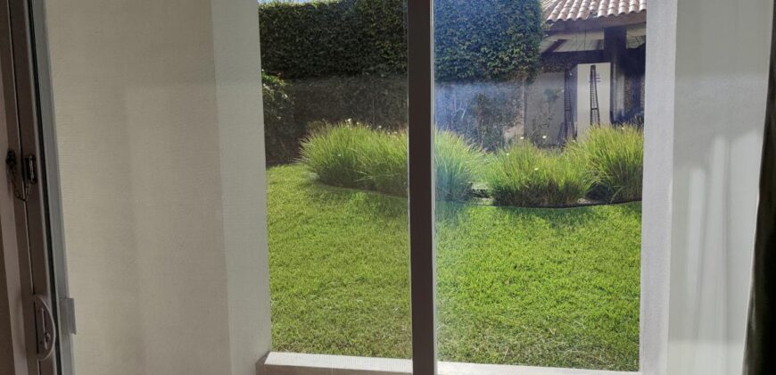 Stylish condo near pool and beach.